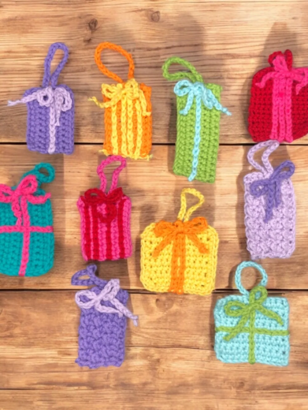 Set of 10 Handmade Present Gift Tags, Christmas Ornaments, Keychain Accessory